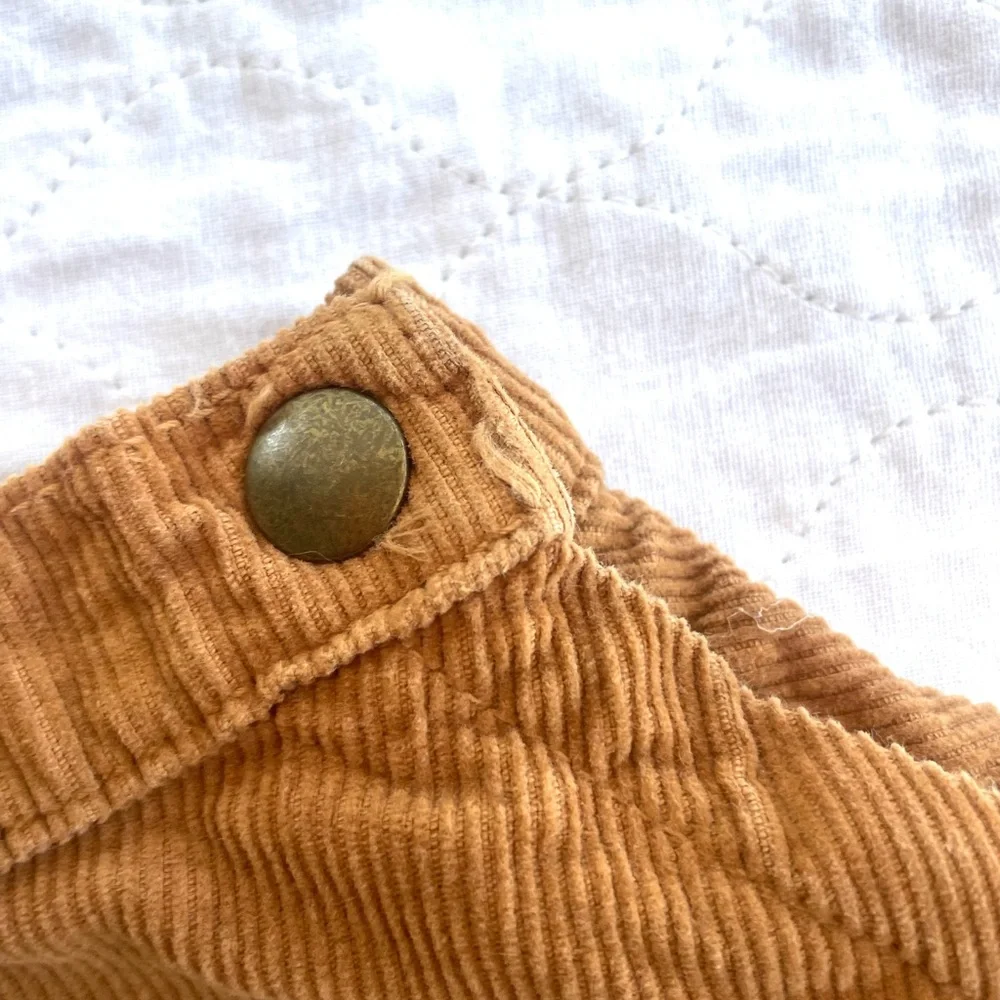 American Apparel Tan Mini Skirt‎